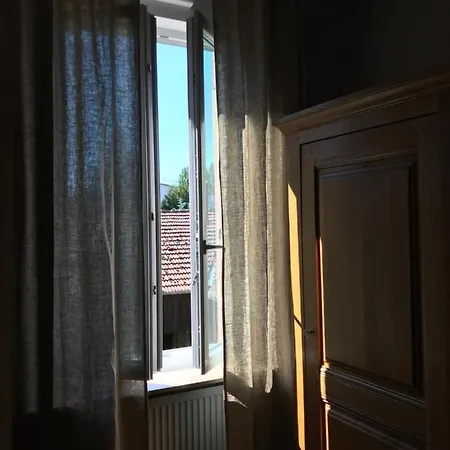 Weiss Otel
